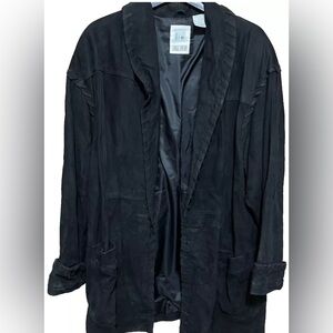 Vintage Women’s Black Leather Jacket  Size L